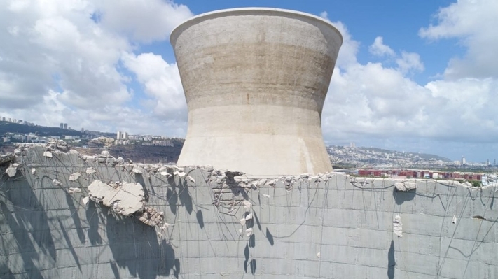 A recommendation to destroy the masonry that collapsed in the refineries